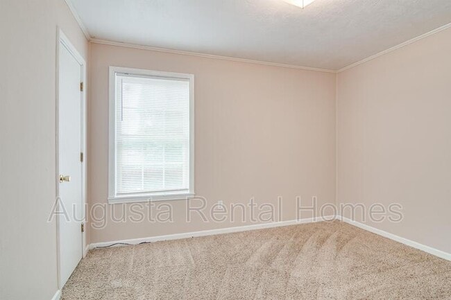 Building Photo - 3453 Pine Hill Rd