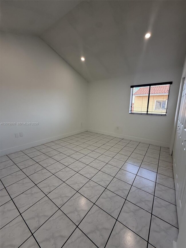 Building Photo - 2775 W 61st Pl