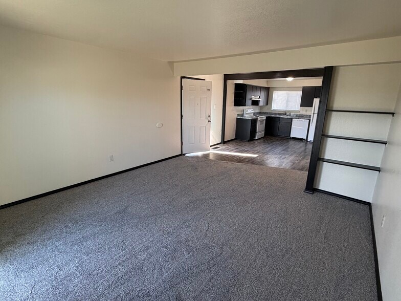 Building Photo - 1514 W 4th Ave