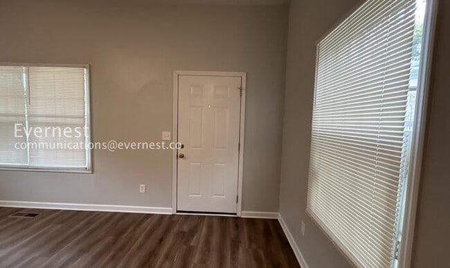 Building Photo - 2007 Morehouse Dr NW