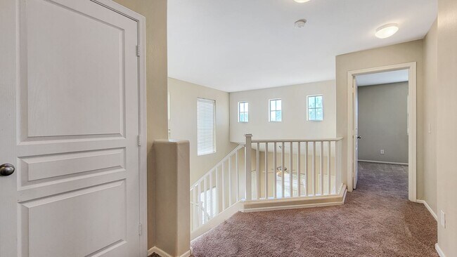 Building Photo - Marley Park 4 bedroom! Excellent community...
