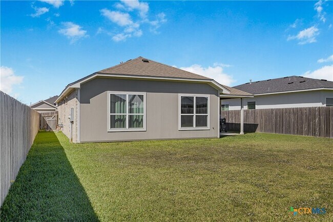 Building Photo - 412 Brushy Creek