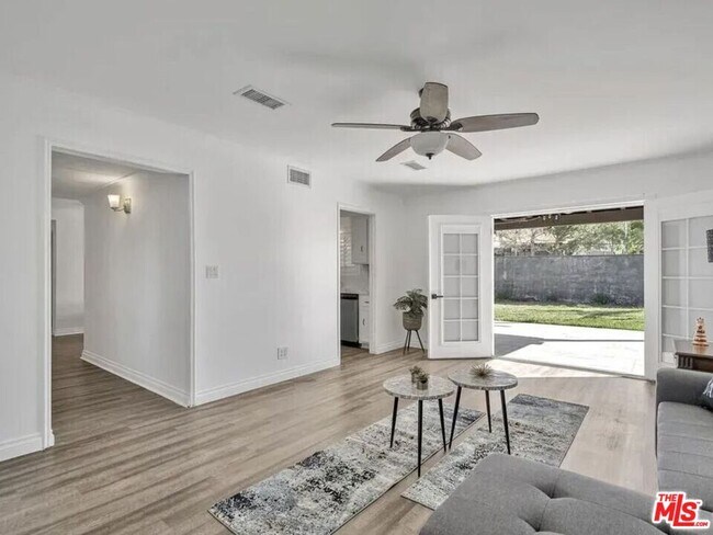 Building Photo - 28040 Ermine Pl