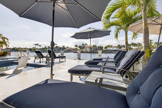 Building Photo - 3109 NE 42nd Ct