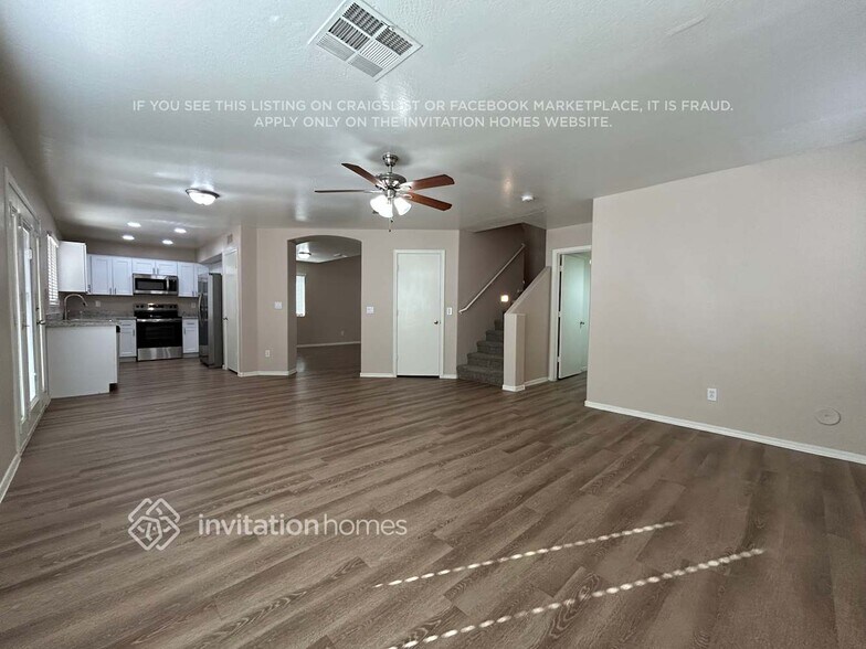 Building Photo - 15787 W Anasazi St