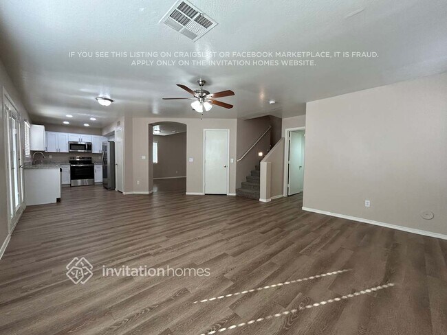 Building Photo - 15787 W Anasazi St