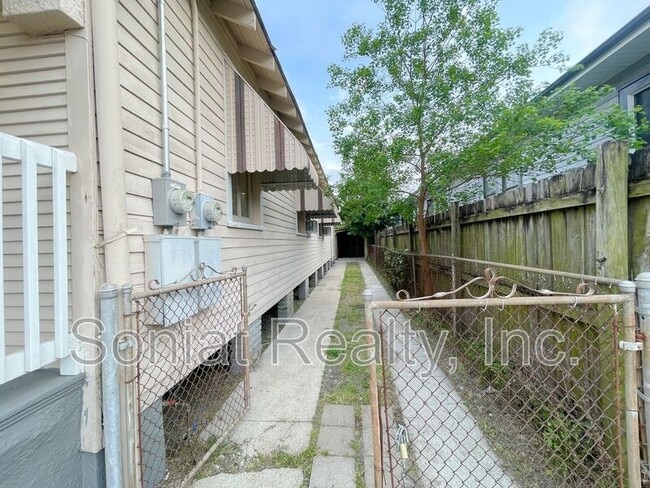Primary Photo - 1668 Agriculture St