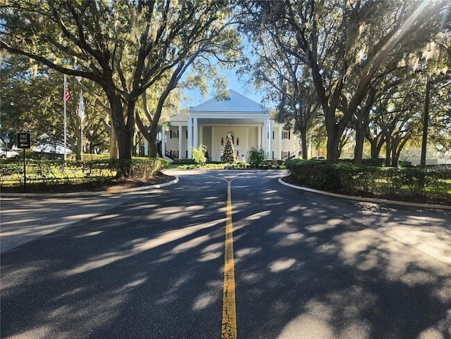 Building Photo - 24921 Pine Hill