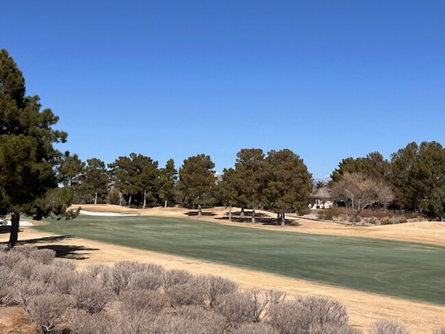 Building Photo - Condo on TPC Summerlin golf course! $2400/...