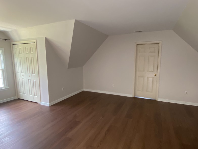 Building Photo - 4200 Lanver Ln