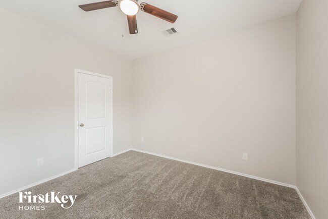 Building Photo - 11731 Bari Reef Ln
