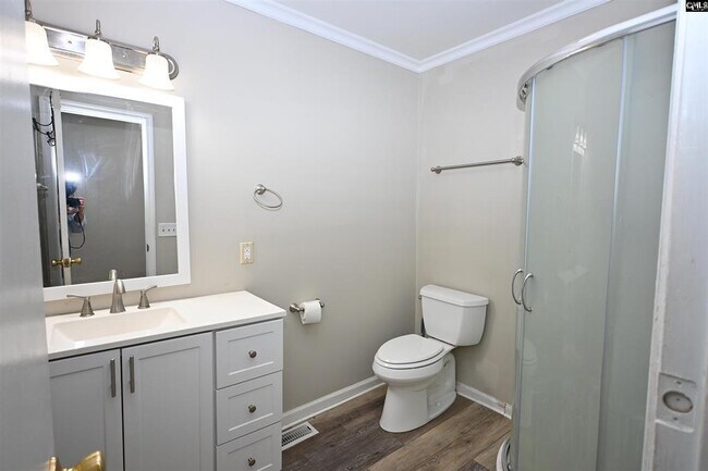 Building Photo - 140 Barrett's Way