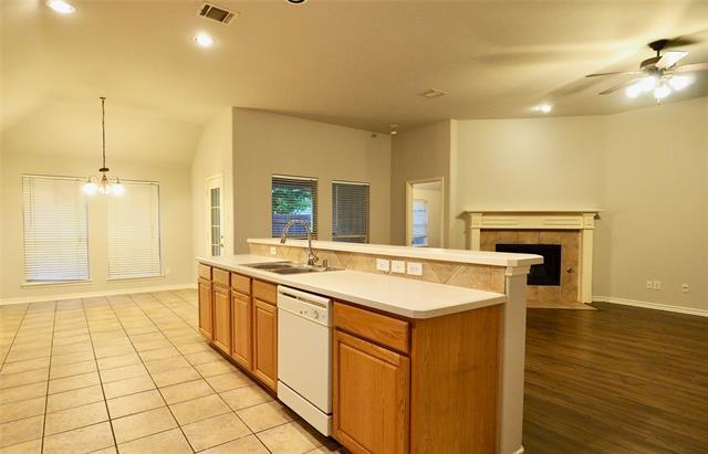 Building Photo - 8116 White Stallion Trail