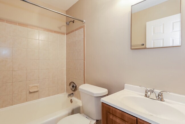 Building Photo - 4022 Rodby Dr