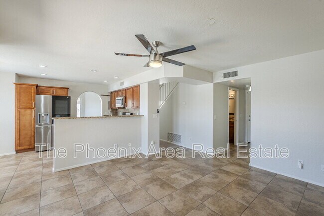 Building Photo - 1441 W Shellfish Dr