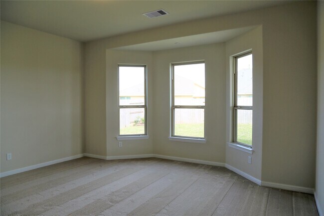 Building Photo - 8139 Fairfield Mnr Wy