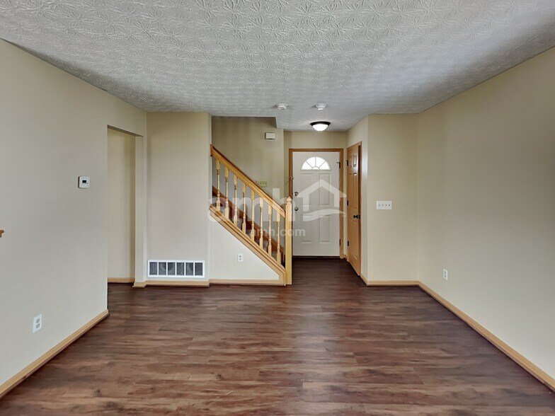 Building Photo - 2155 Ripple Rd