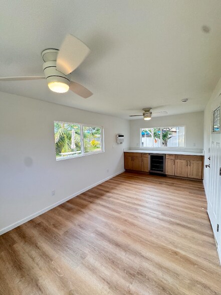 Building Photo - 174 Hauoli St