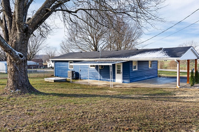 Building Photo - 2001 New Glendale Rd