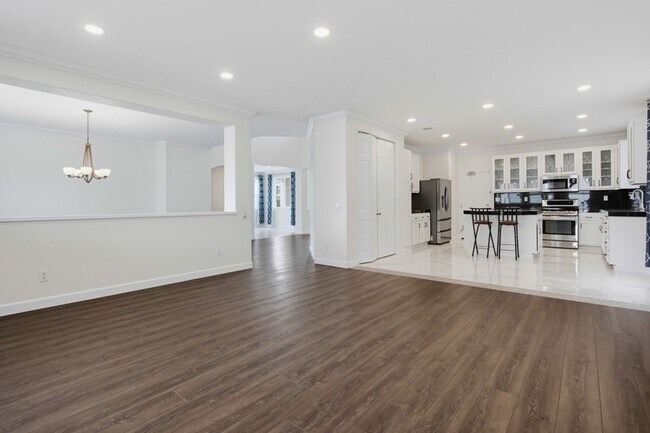 Building Photo - 3239 Canyon View Dr