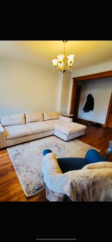 Building Photo - 2118 W Warner Ave