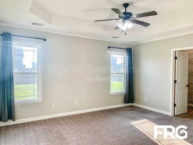 Building Photo - 230 Planters Ridge Dr