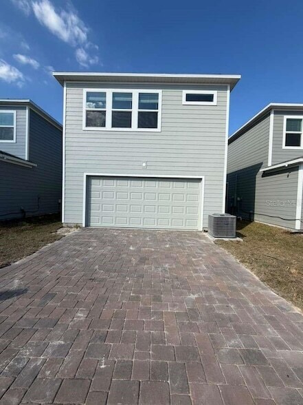 Building Photo - 5195 Loyalty Dr