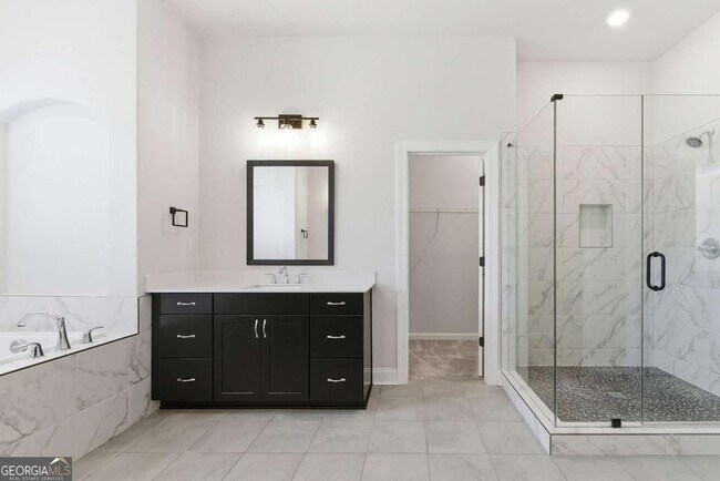 Building Photo - 5004 Bellmoore Park Ln