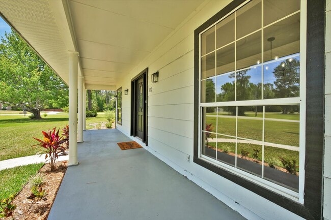 Building Photo - 100 Redbud Woods Trail