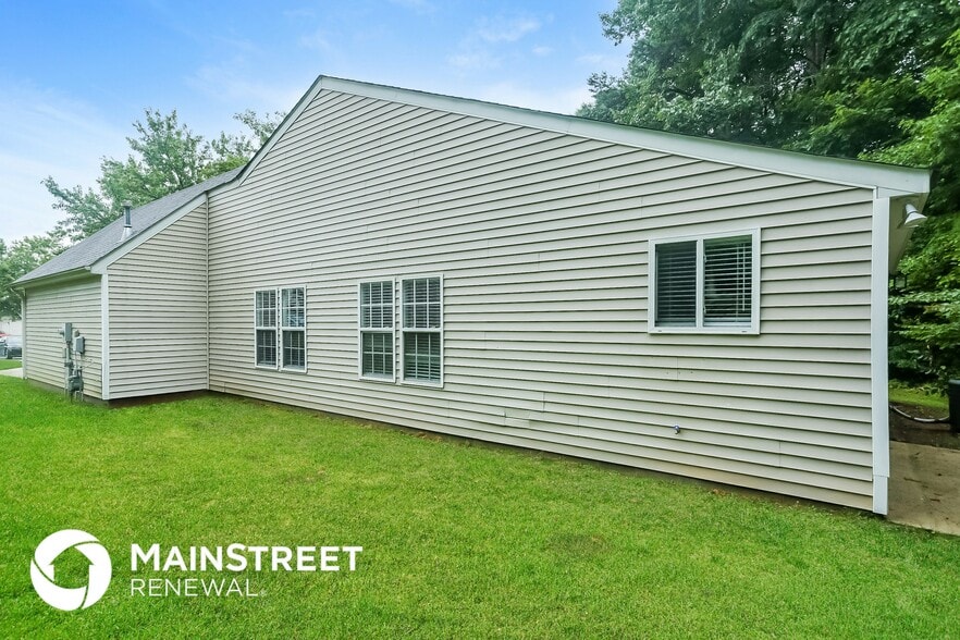 Building Photo - 10522 Salamander Ct