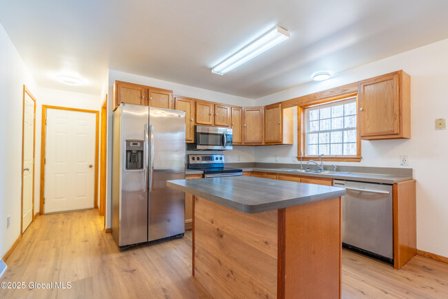 Building Photo - 4817 NY-50