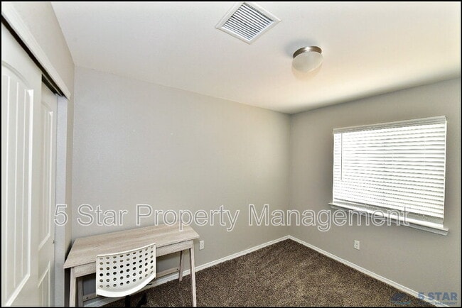 Building Photo - 5129 Rose Elise St