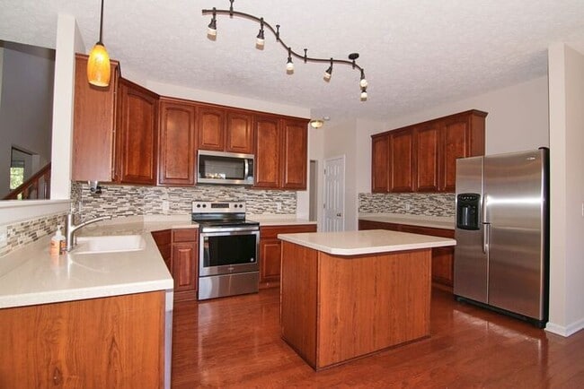 Building Photo - This One's Got It All - Stunning 4 Bedroom Home in Carmel Clay Schools!