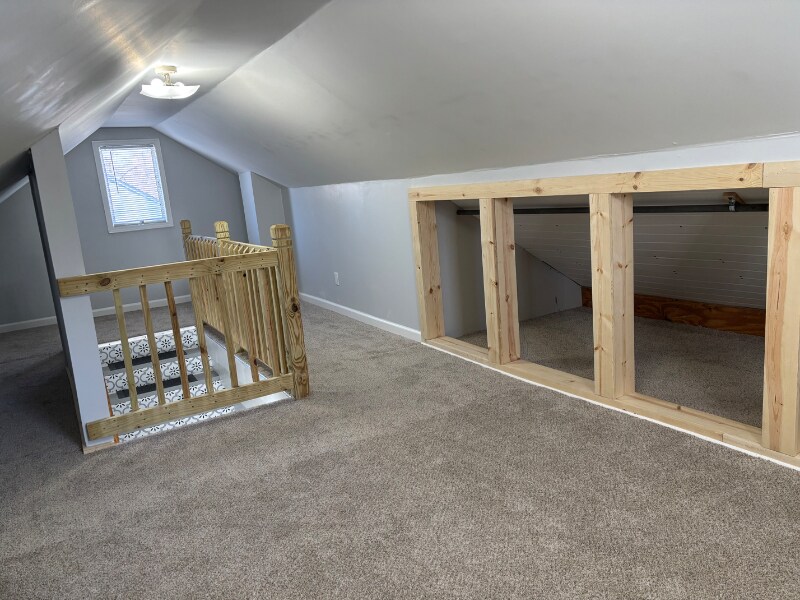 Building Photo - 1374 Webber Ave