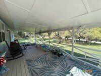 Building Photo - 685 Eastview Dr