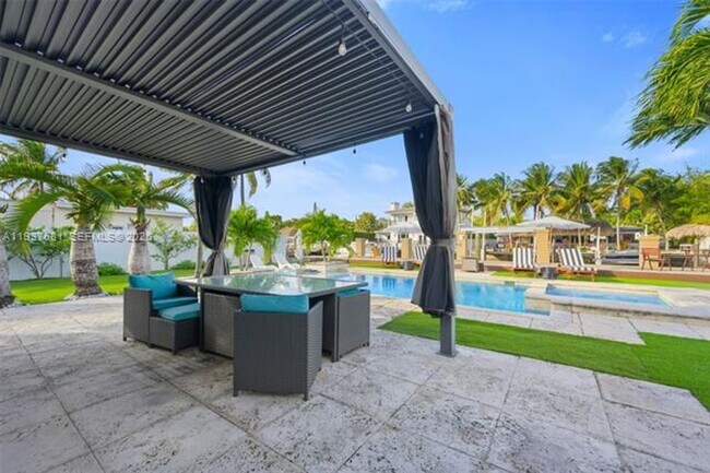 Building Photo - 1935 Keystone Blvd