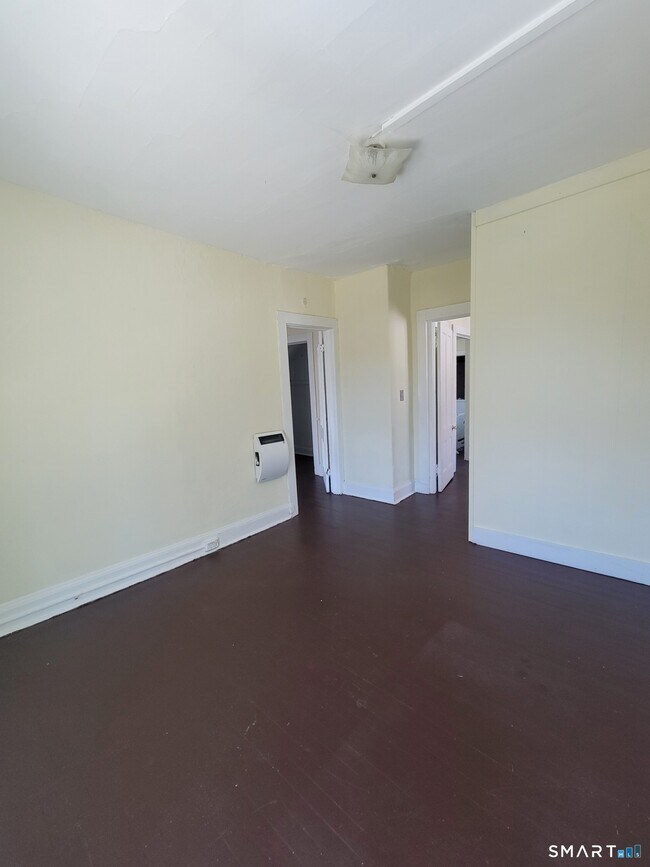 Building Photo - 120 North St