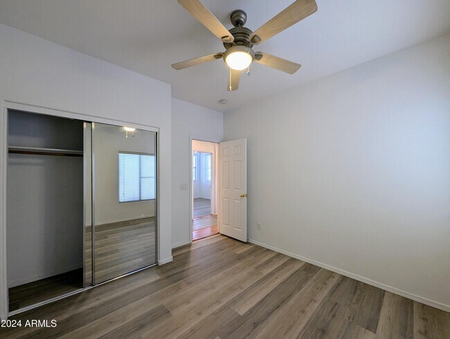 Building Photo - 1530 E Branham Ln
