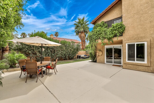 Building Photo - 49035 Tango Ct