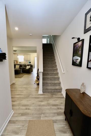 Building Photo - 1049 Crescent Moon Lp