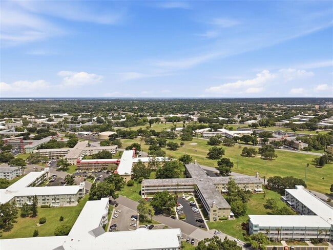 Building Photo - 2434 Australia Way E