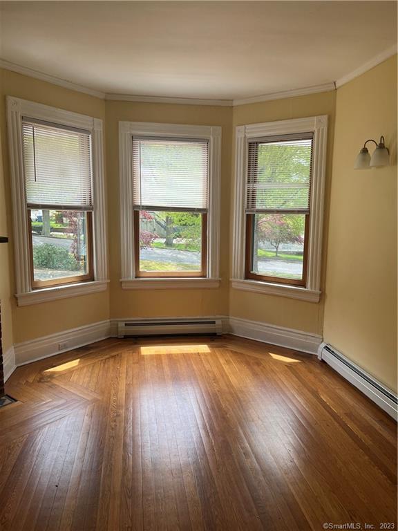 Building Photo - 15 Pleasant View St