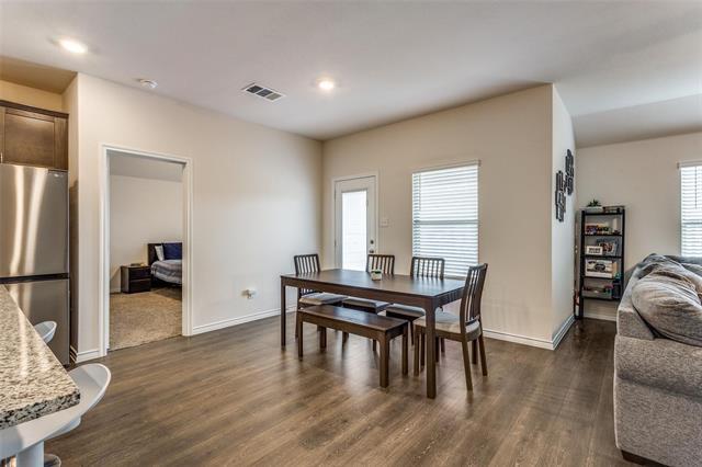 Building Photo - 404 Spur Ridge