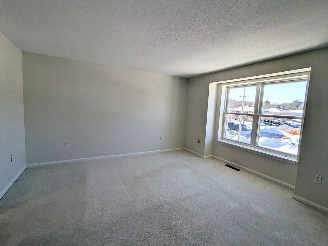 Building Photo - 107 Franklin, 4