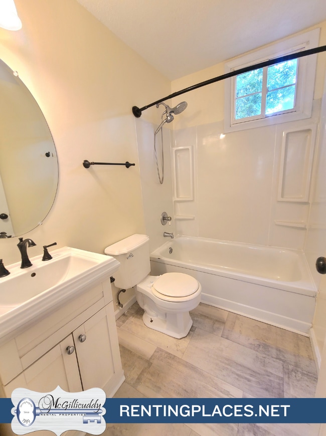 Building Photo - 1705 Holden Ct