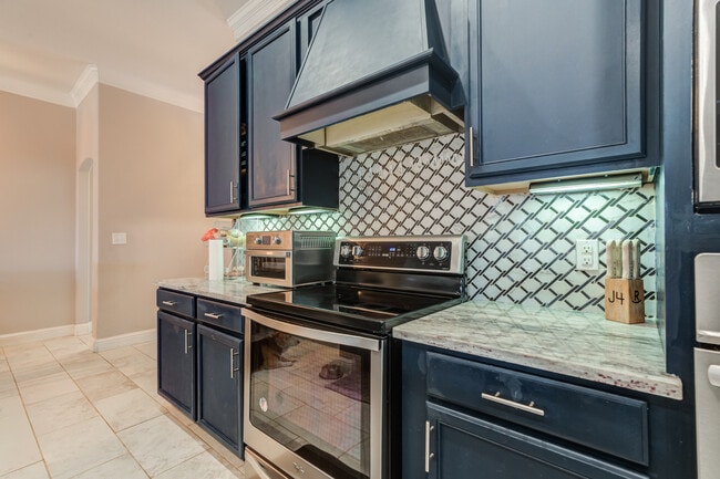 Building Photo - 6905 91st St