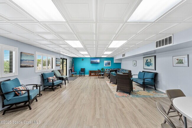 Building Photo - 1125 Jimmy Buffett Mem Hwy