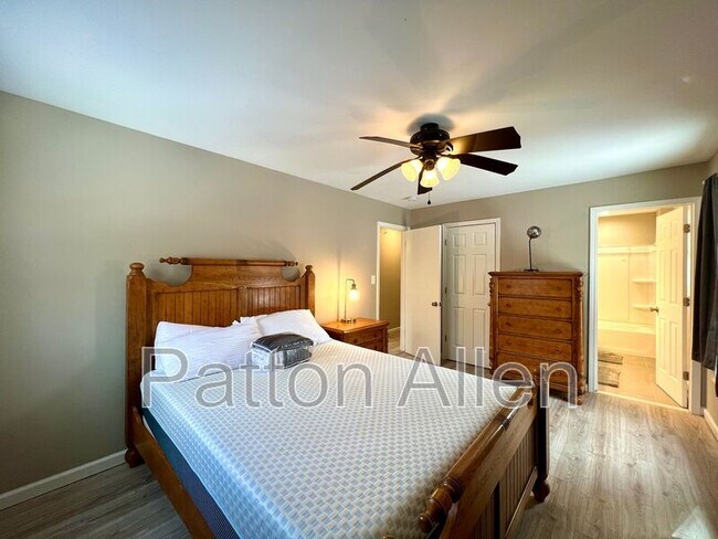 Building Photo - 63 Ben Lippen Rd