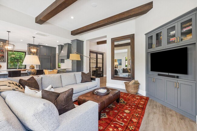 Building Photo - 77745 Concha Ct