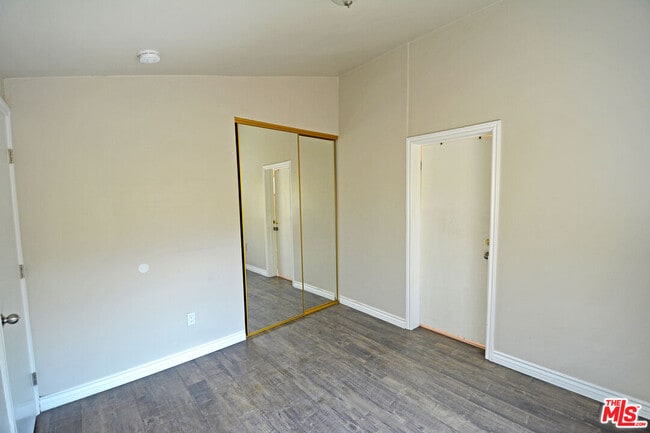 Building Photo - 9616 Gerald Ave